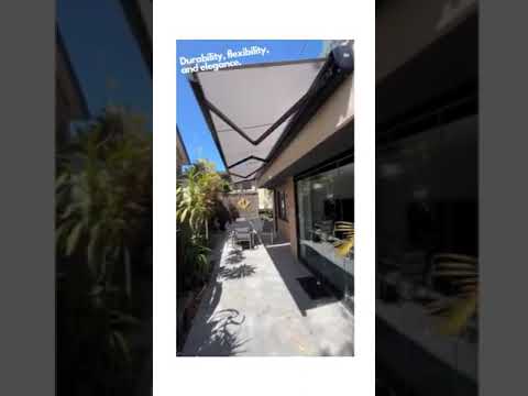 Retractable awning