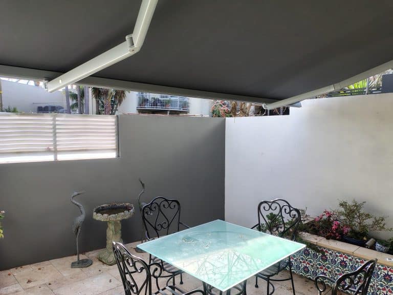 Folding arm awning 2